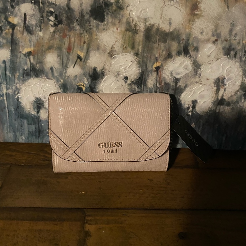 Guess Wallet
